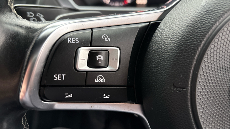 Volkswagen Tiguan 2.0 TSi 180 4Motion R-Line 5dr DSG Petrol Estate